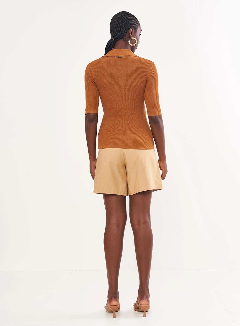 Cardigan Feminino Canelado Justo Em Tricô Marrom Evermore