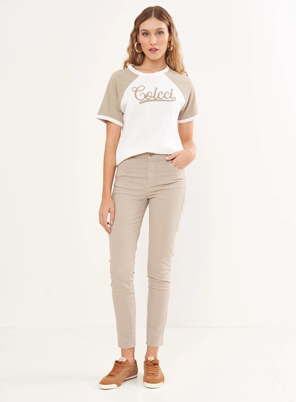 Calça Feminina Justa Em Sarja - Bia Bege