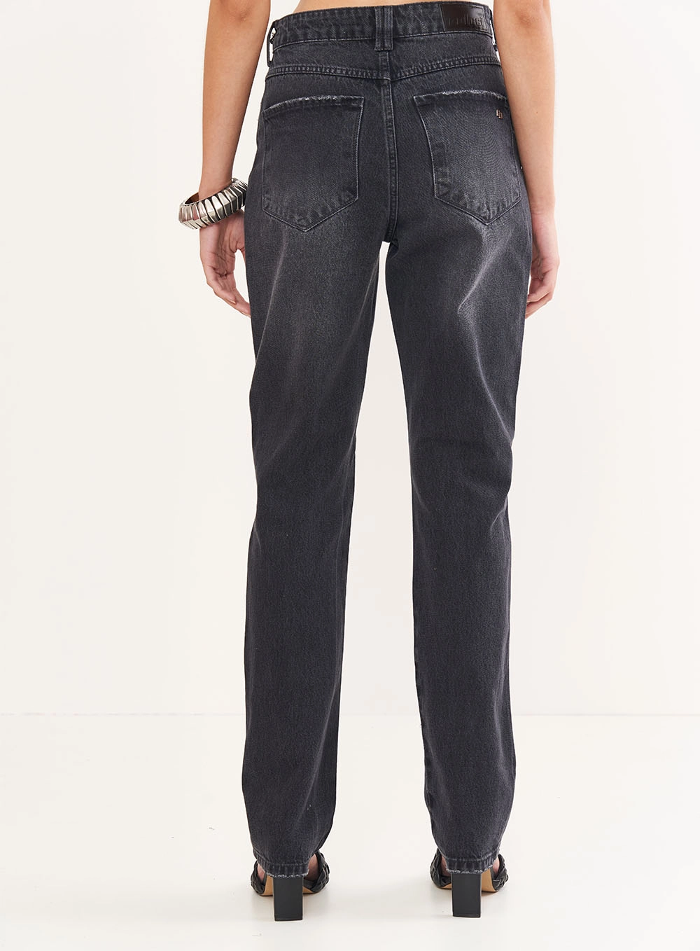 Calça Jeans Kendall Com Correntes Indigo Preto