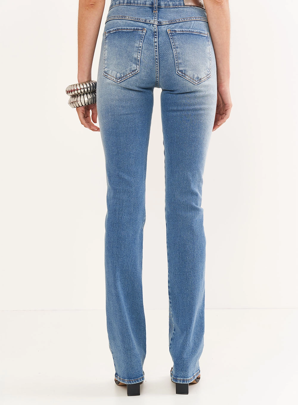 Calça Jeans Bia Reta Com Aplicação Índigo
