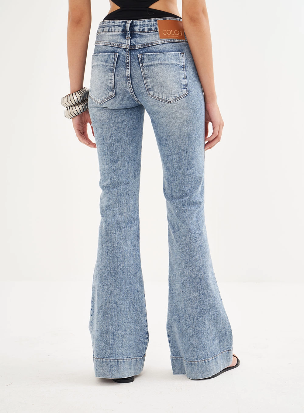Calça Feminina Jeans Flare - Bia | Colcci