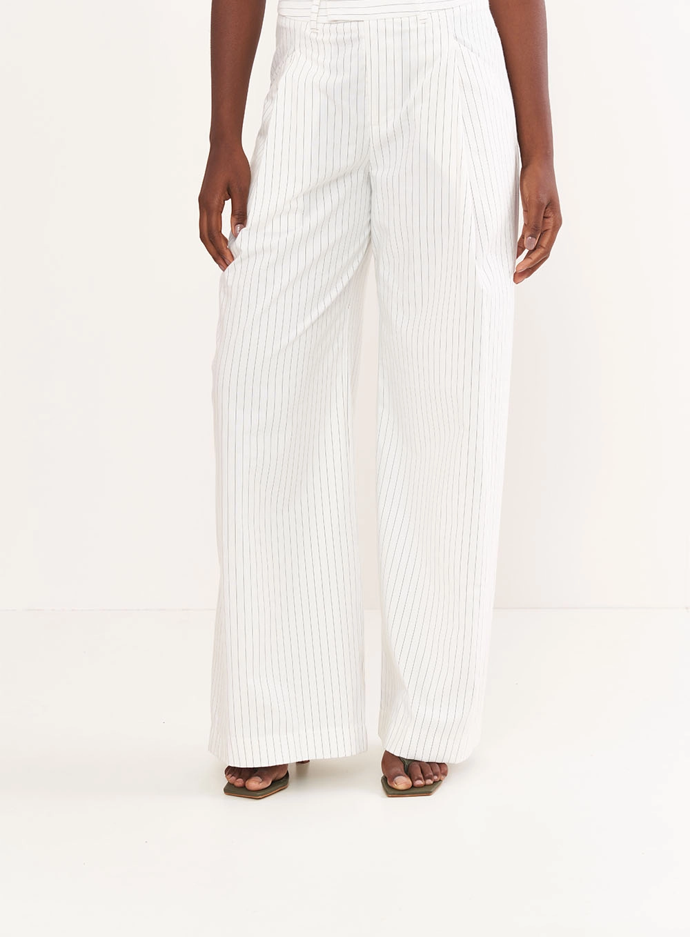 Calça Listrada Pantalona Alfaiataria Estampados