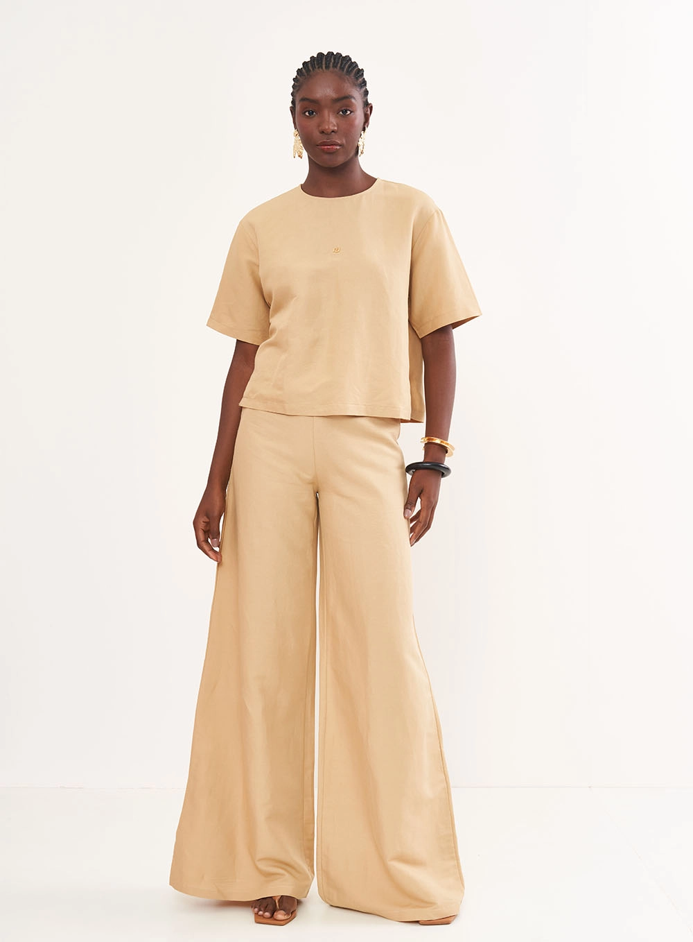 Calça Feminina Pantalona Em Linho - Palazzo Bege