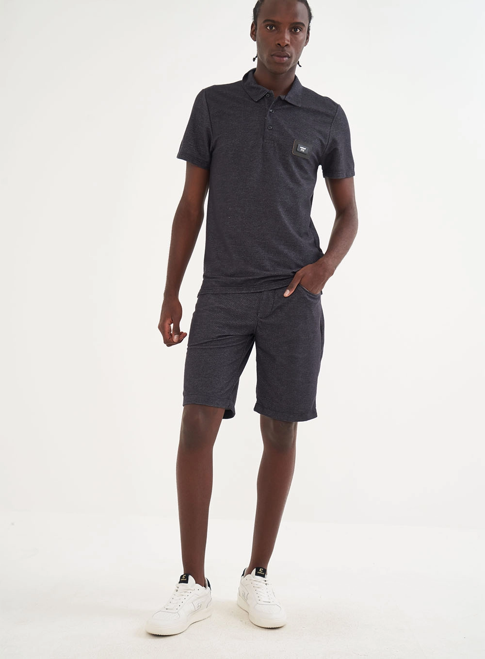 Bermuda Masculina Em Linho - Davi Preto