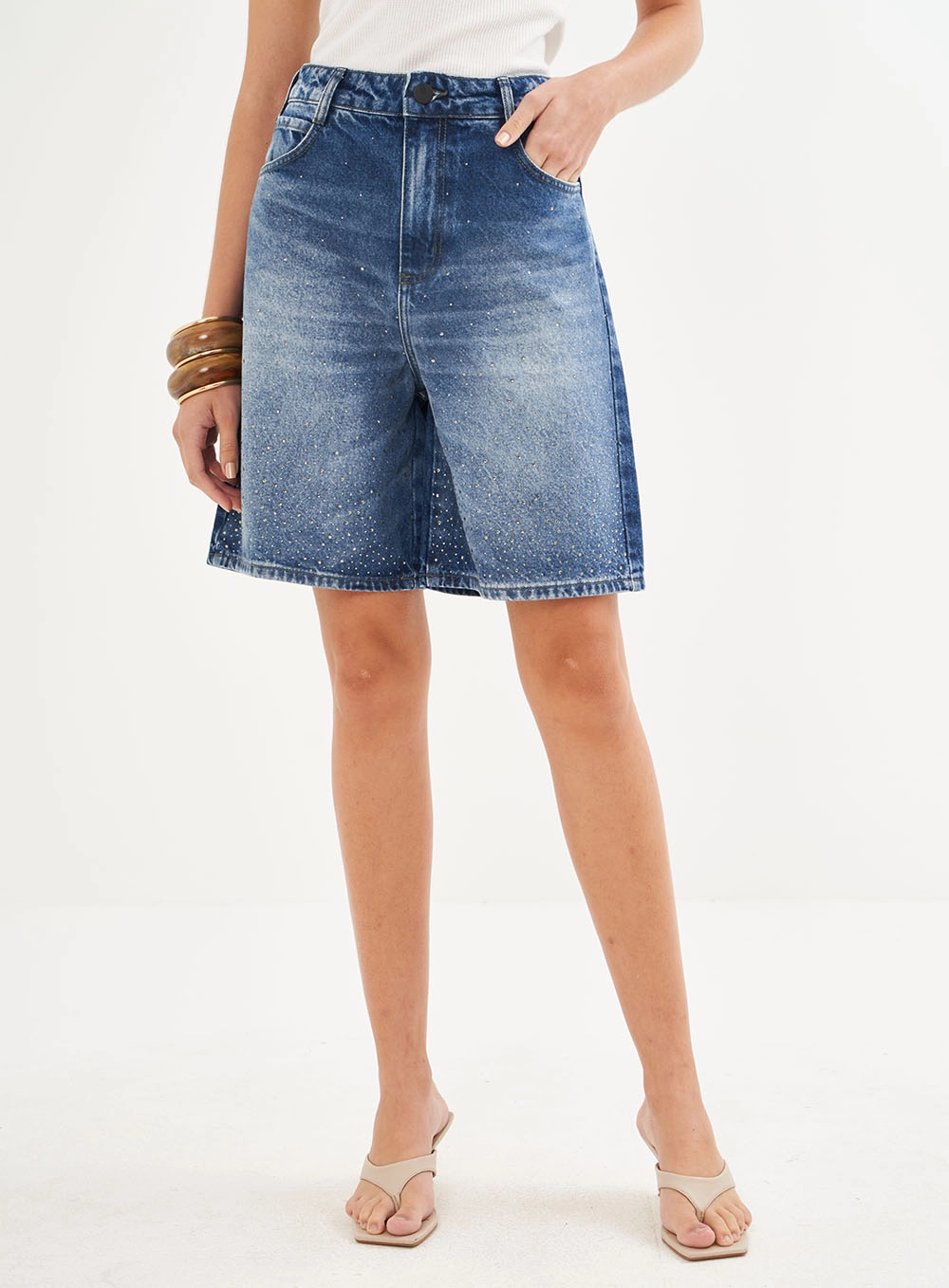 Bermuda Feminina Jeans Com Aplicação - Gigi Índigo