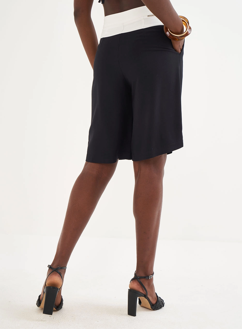 Bermuda Feminina Joana Duo Color Preto