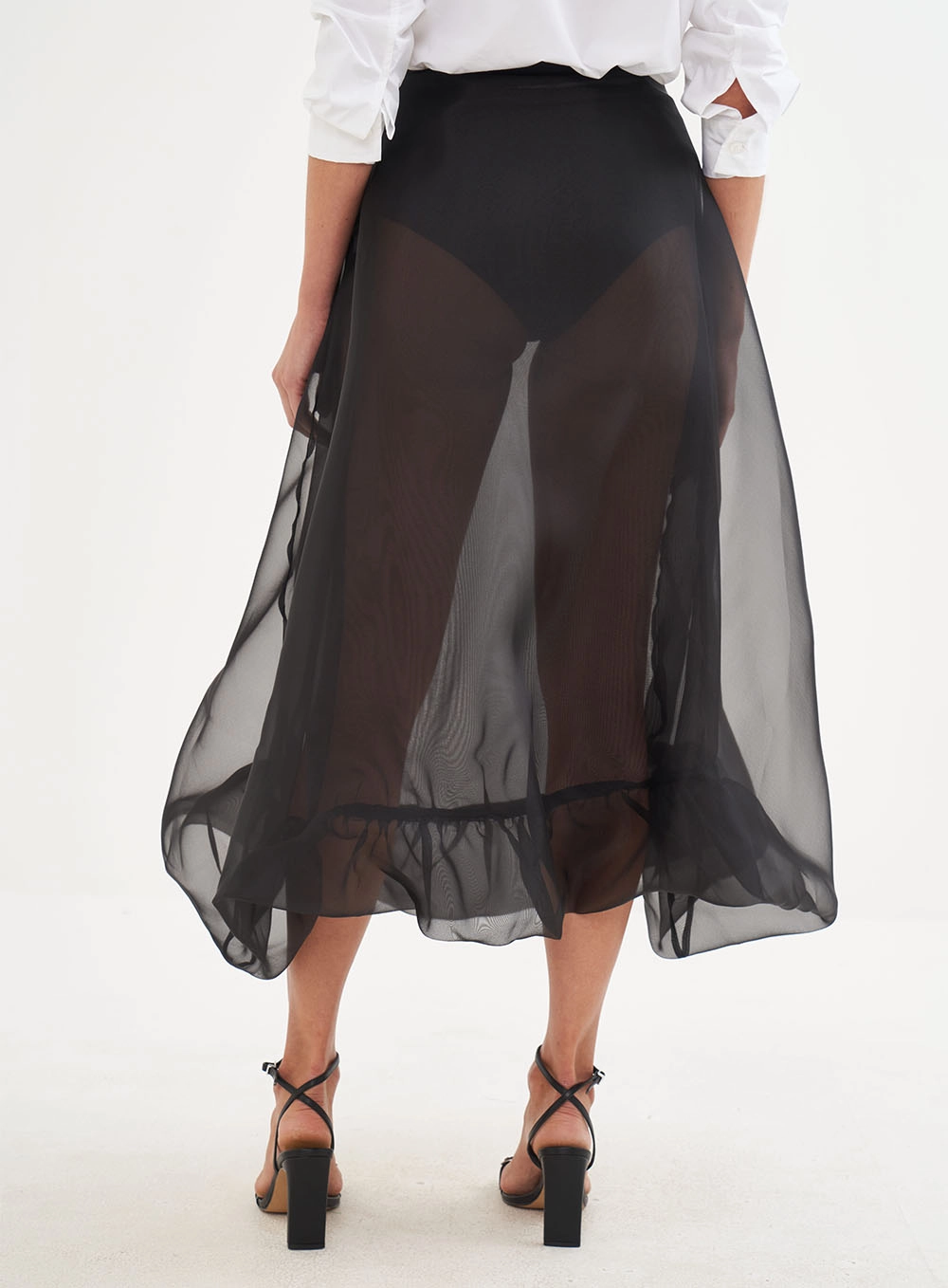 Saia Midi Em Tule Balonê Preto