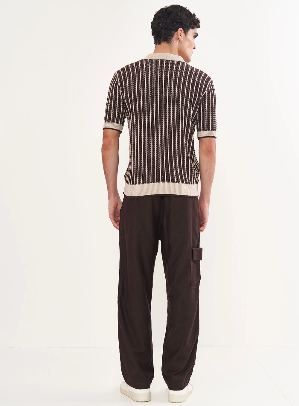 Polo Masculina Em Tricô Listrada Estampados