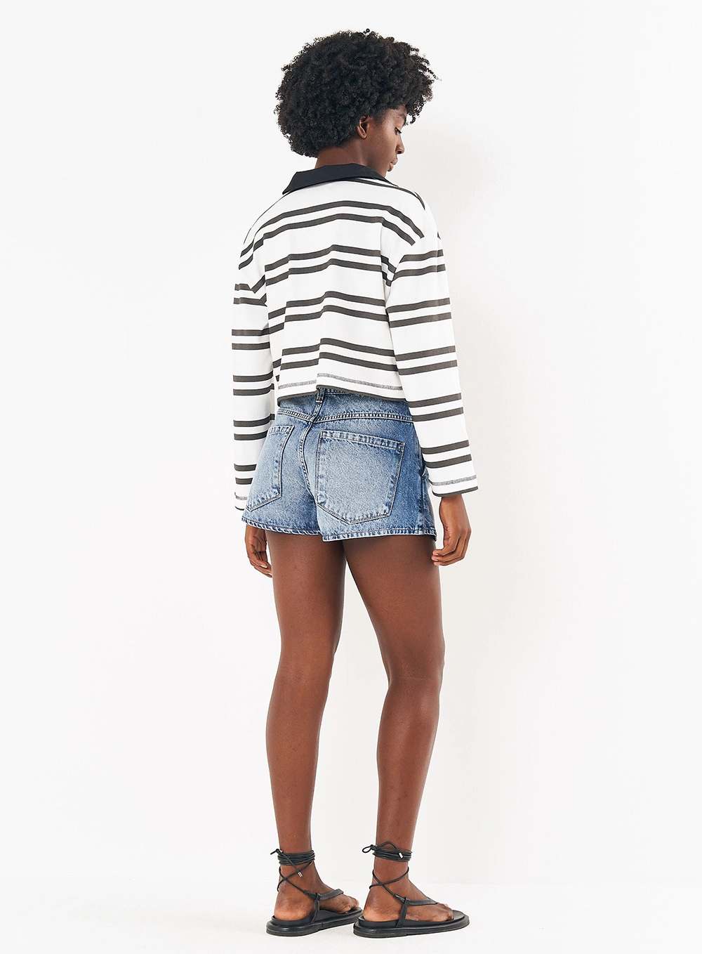 Polo Feminina Manga Longa Com Listras Off Shell