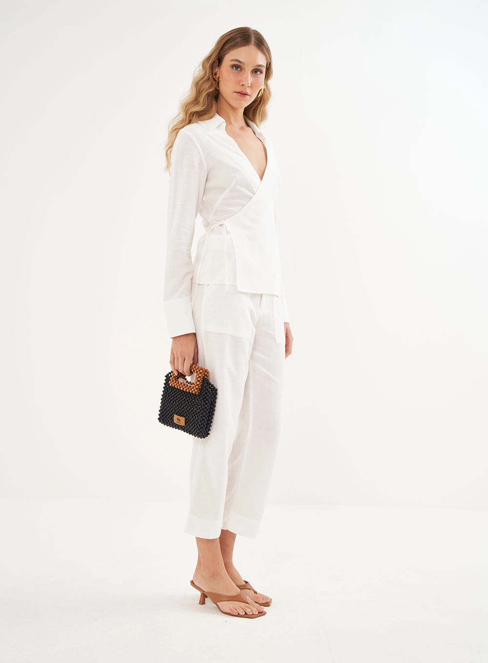 Camisa Feminina Alfaiataria Slim Off Shell