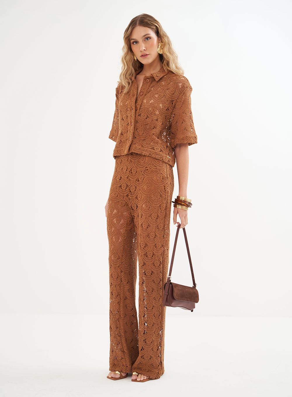 Camisa Feminina Em Renda - Loose Marrom Evermore