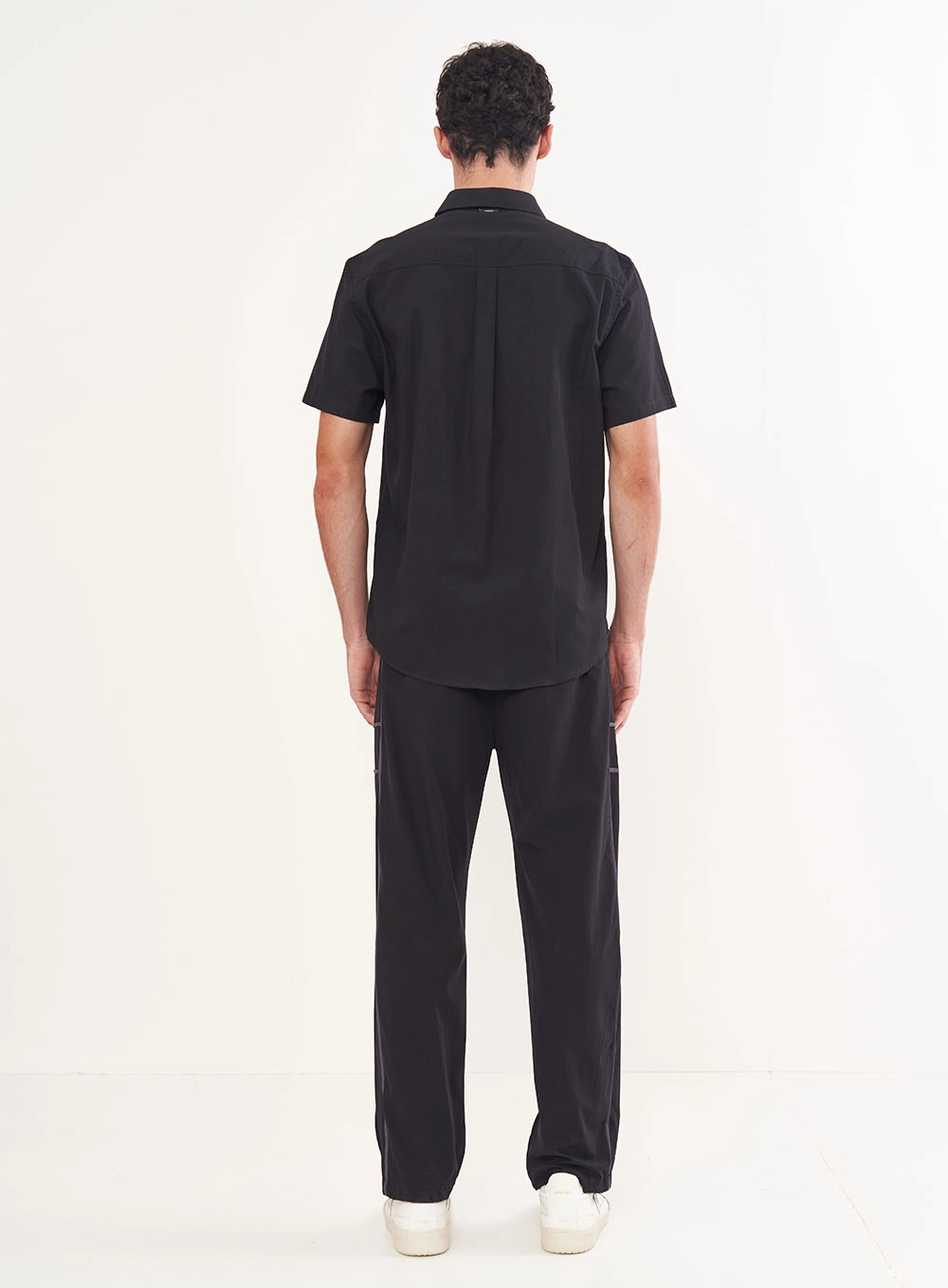 Camisa Masculina  Com Detalhe Em Logo - Relax Preto