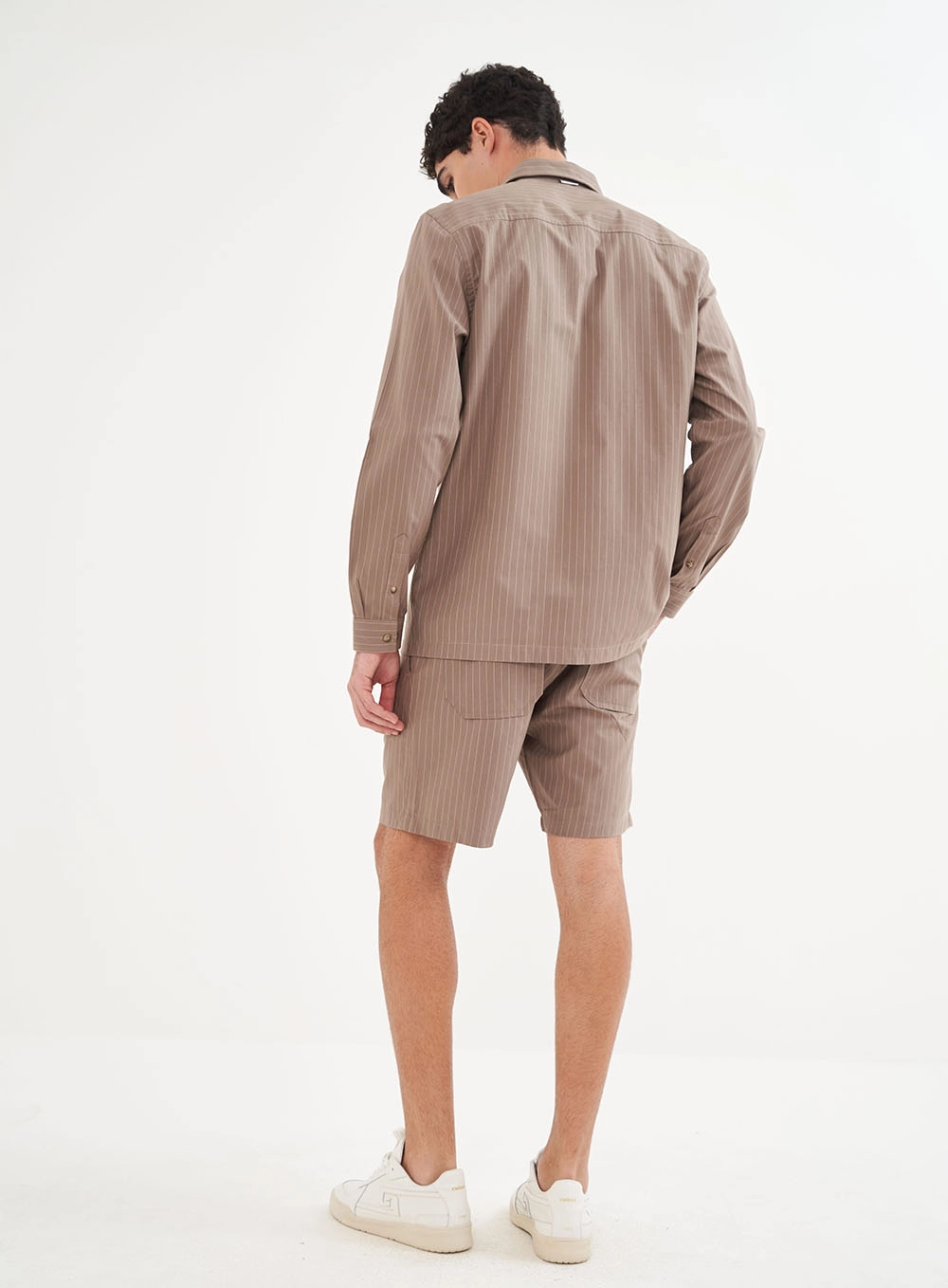 Camisa Listrada Manga Longa Com Bolsos -  Relax Estampados