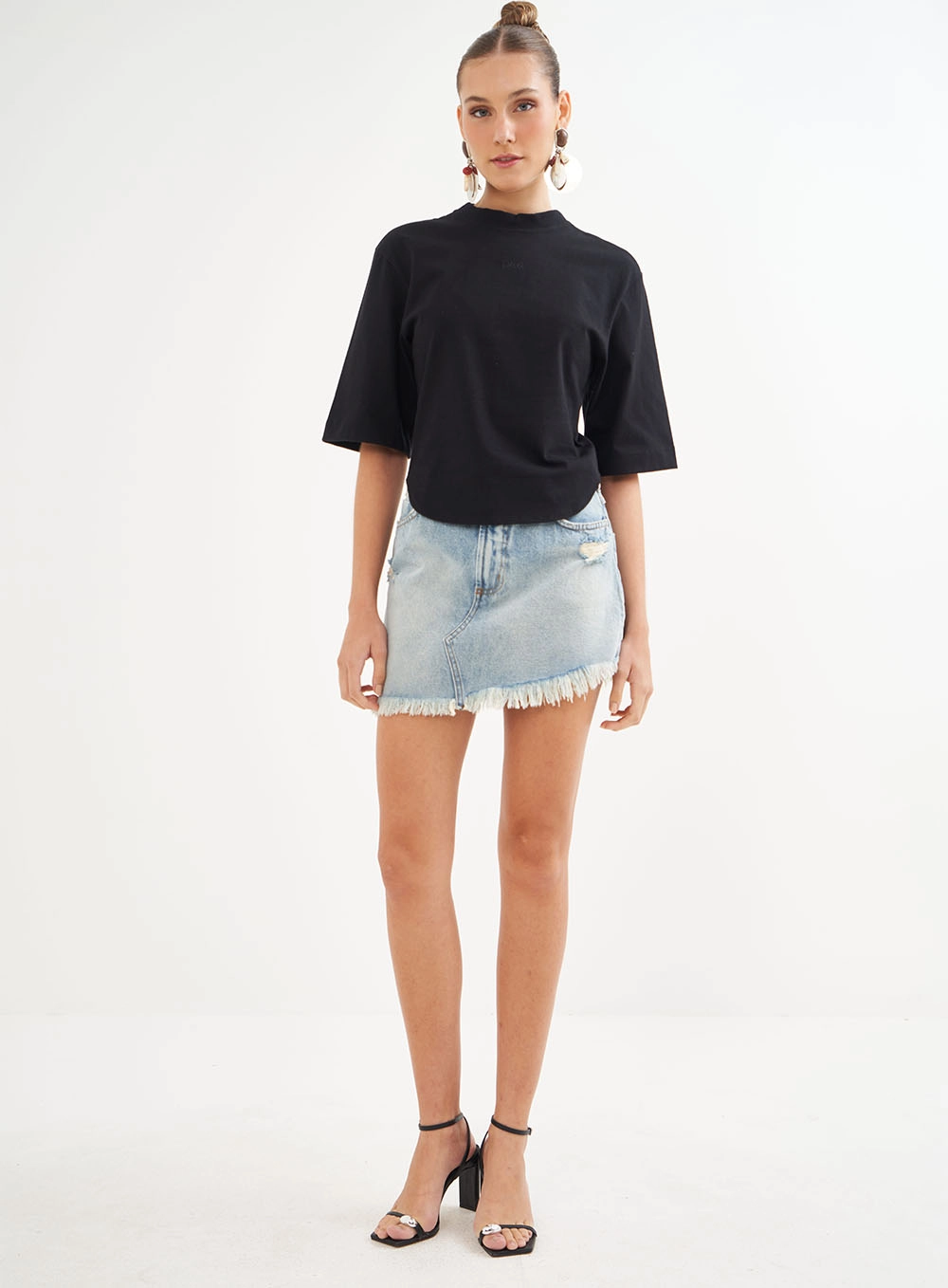 Camiseta Feminina Manga Curta Preto