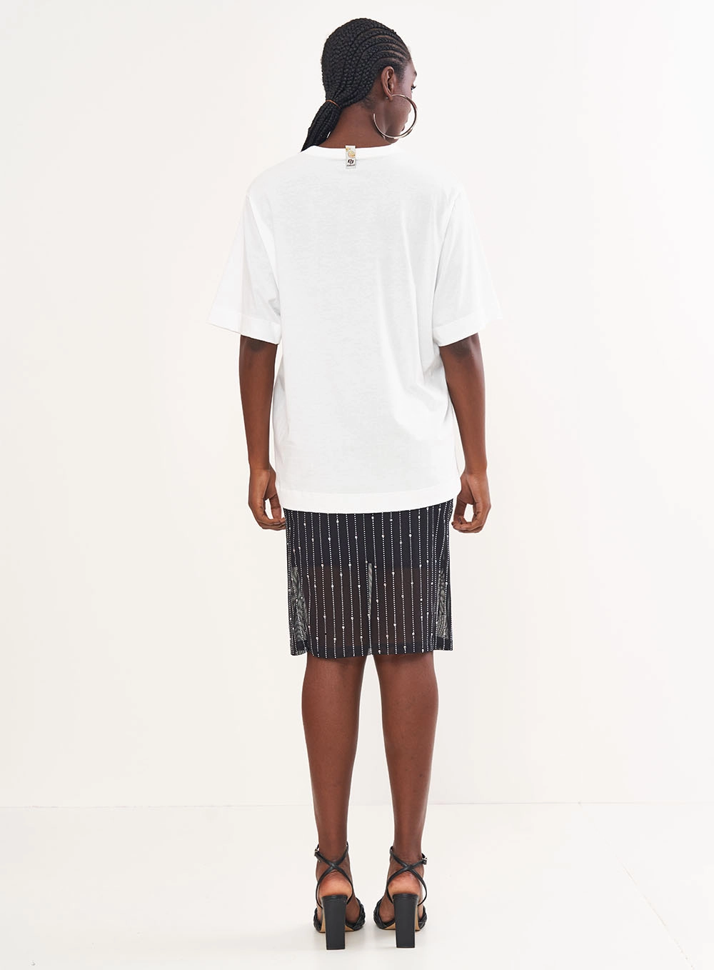 Camiseta Feminina Com Estampa - Loose Off Shell