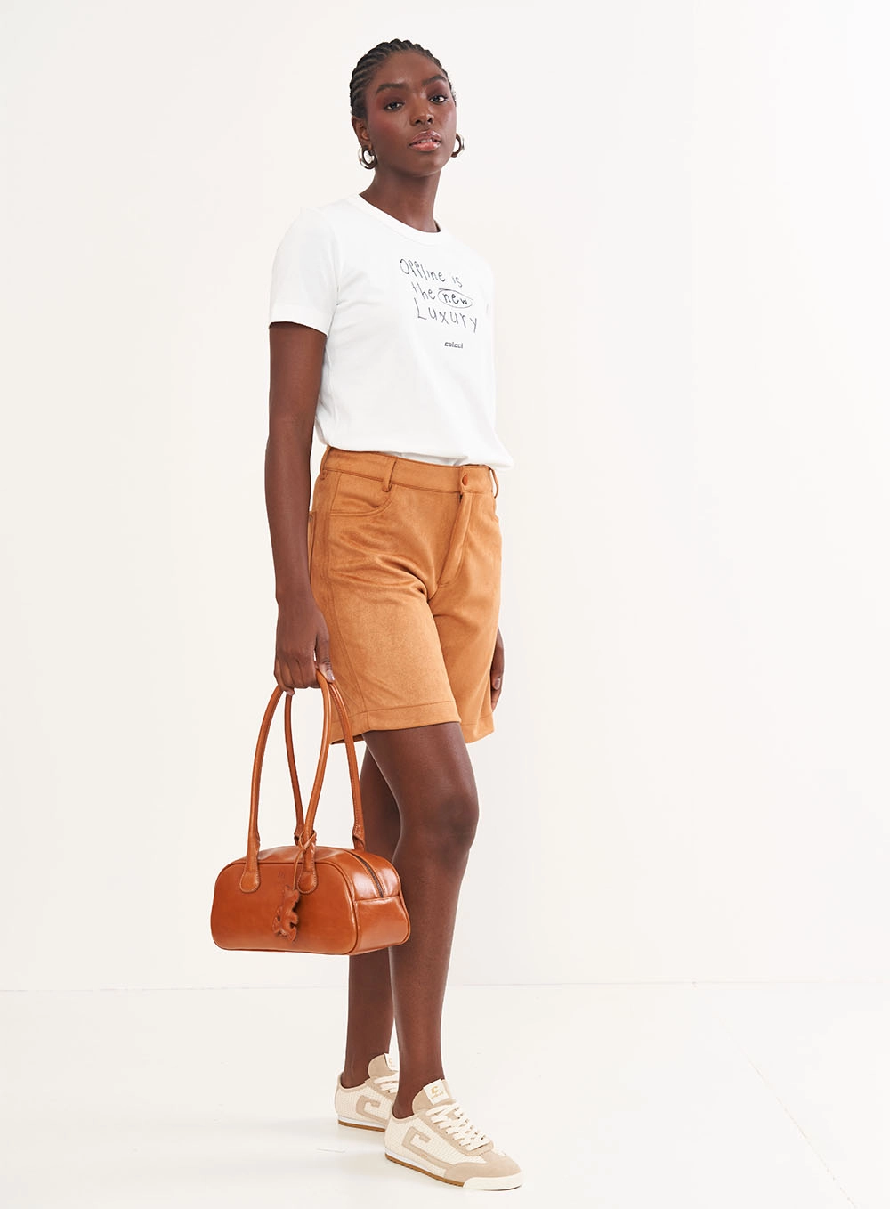 Camiseta Feminina Com Estampa Comfy Off Shell