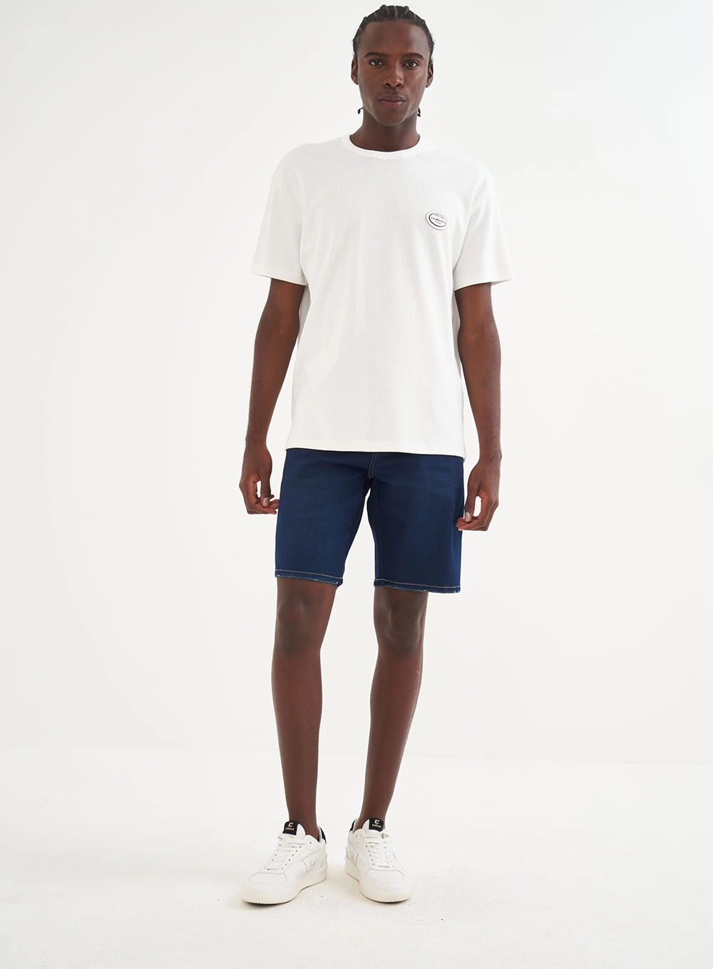 Camiseta Masculina Reta Manga Curta Off Shell