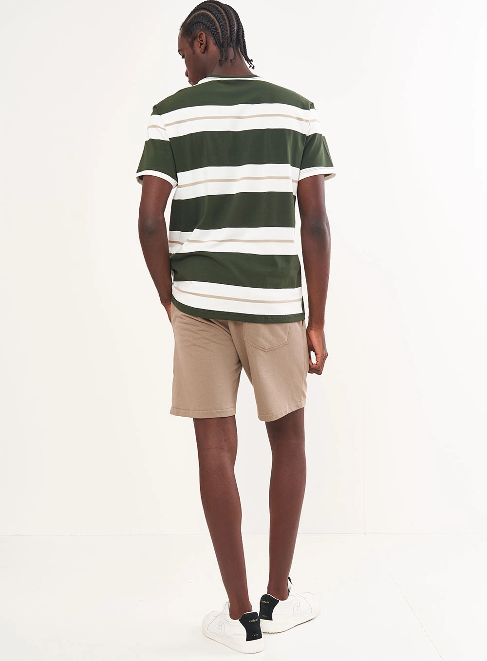 Camiseta Masculina Listrada Estampados