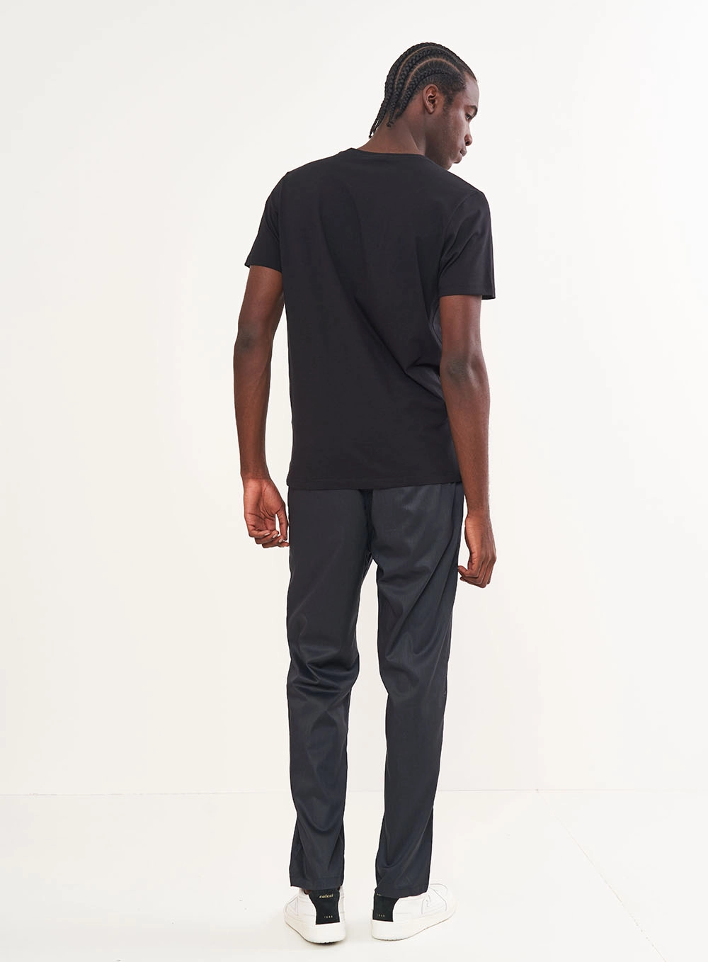 Camiseta Masculina Com Aplicação Preto