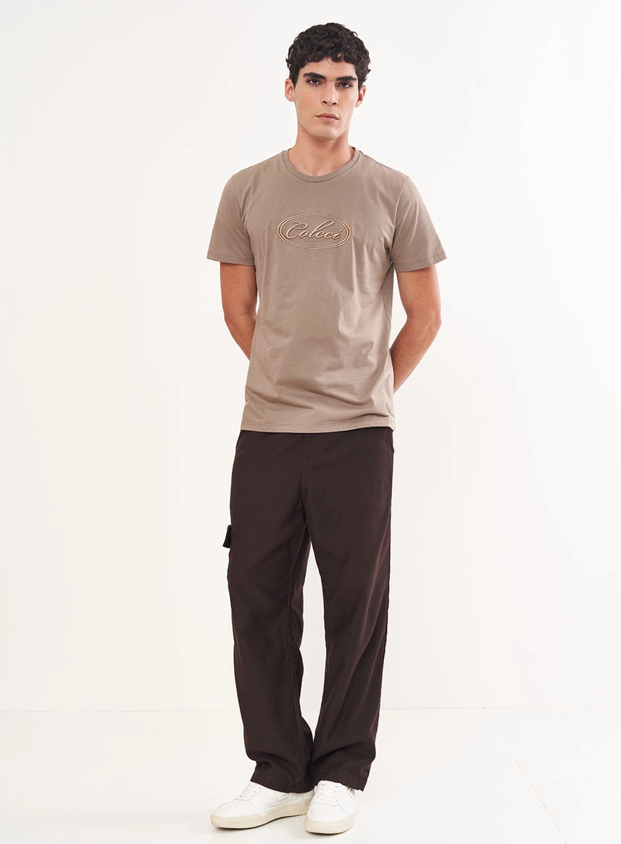 Camiseta Masculina Logo Bordado Relevo