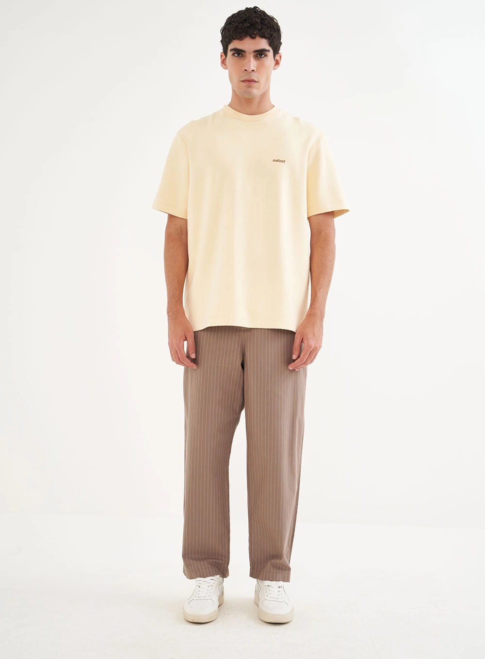 Camiseta Masculina Oversized Minimal Bege