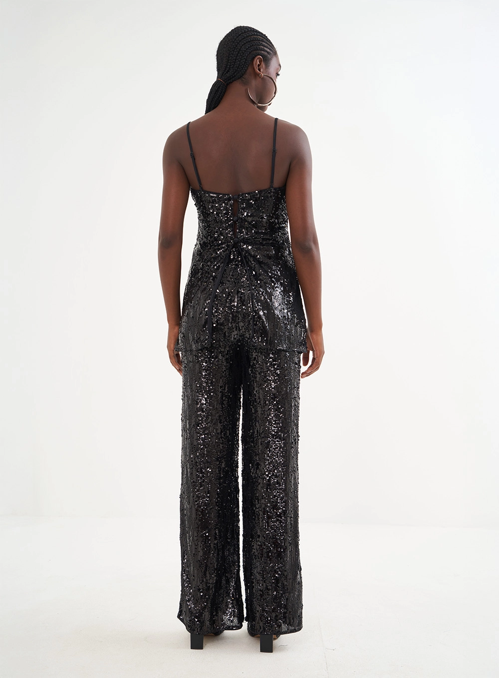 Blusa Alongada Reta Em Paetê Preto