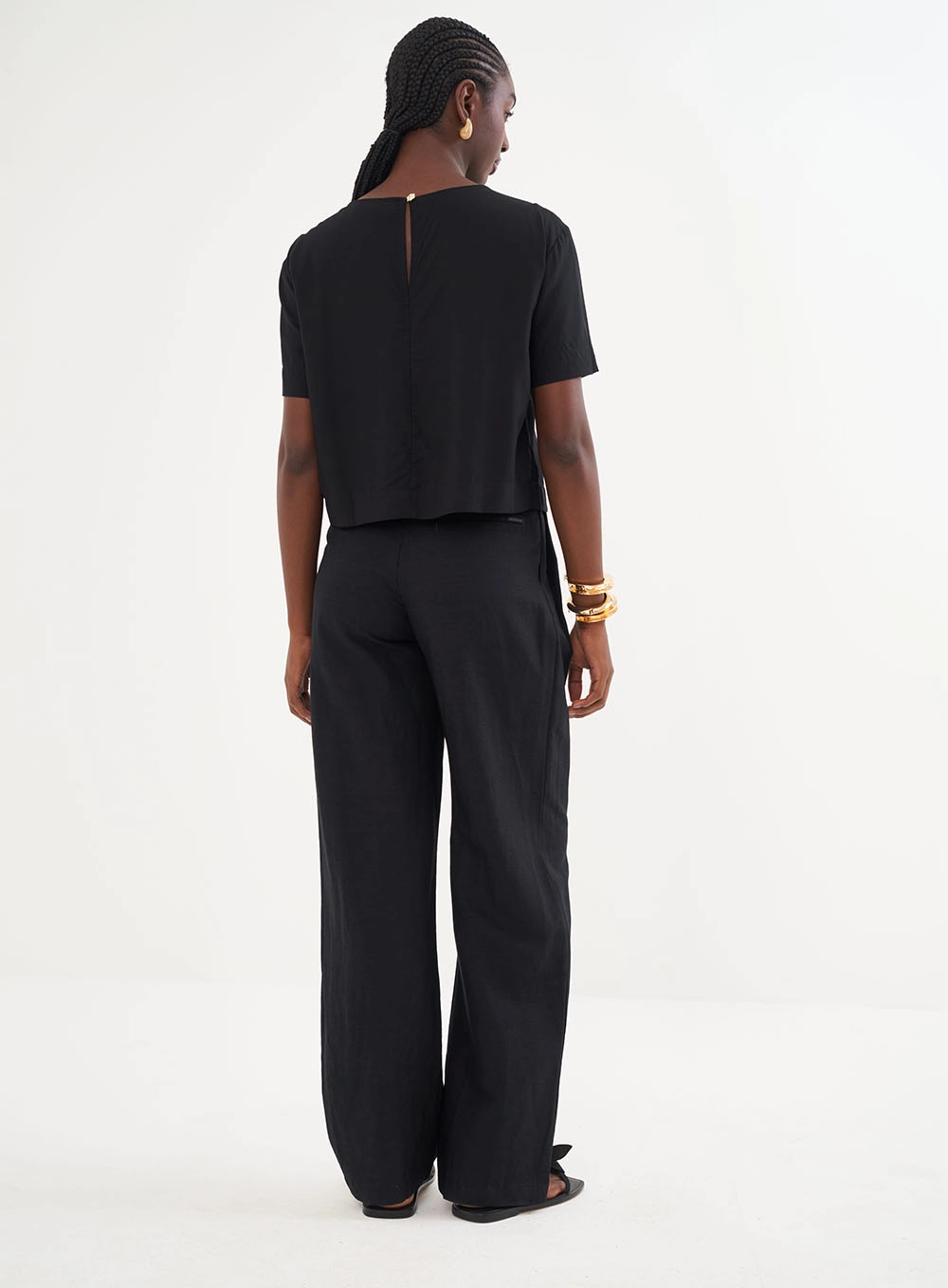 Blusa Manga Curta Basic Preto