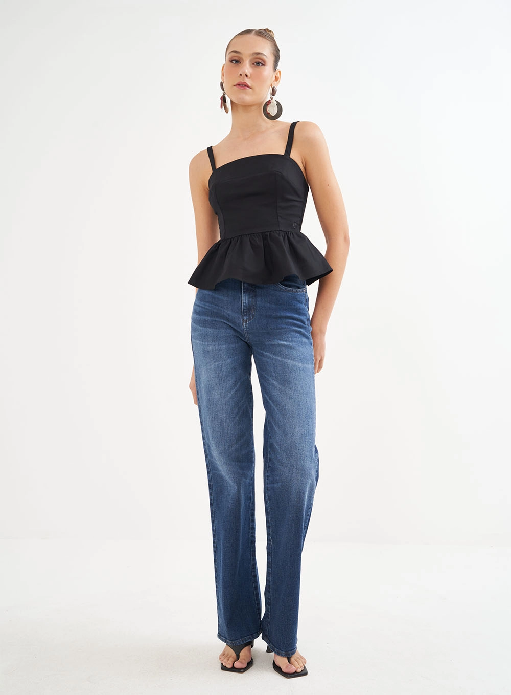 Blusa Com Barra Evasê Preto