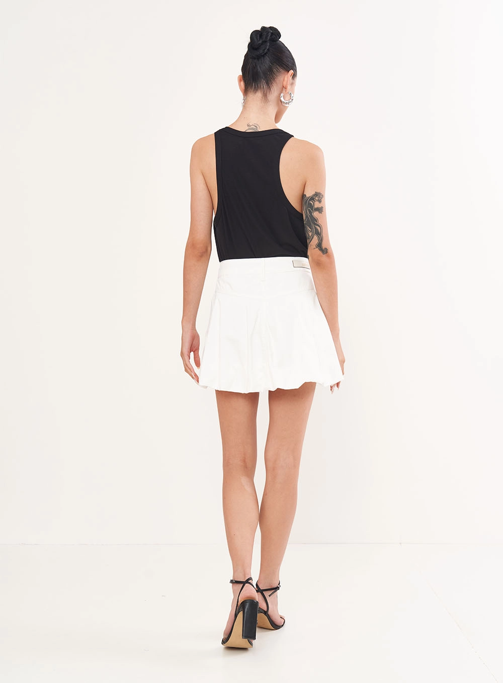 Regata Feminina Comfort Solta Preto