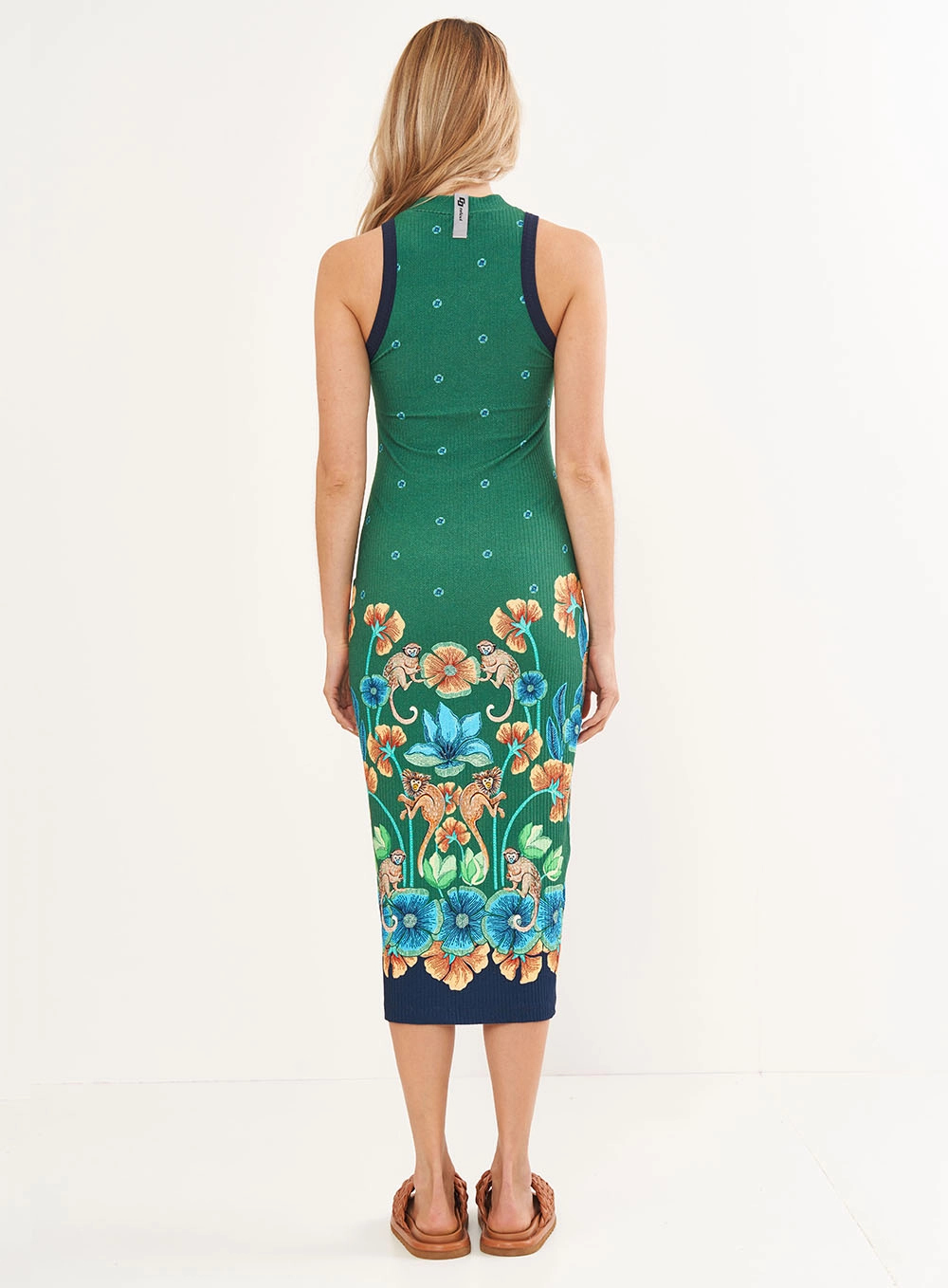 Vestido Estampado Midi Canelado Justo Estampados