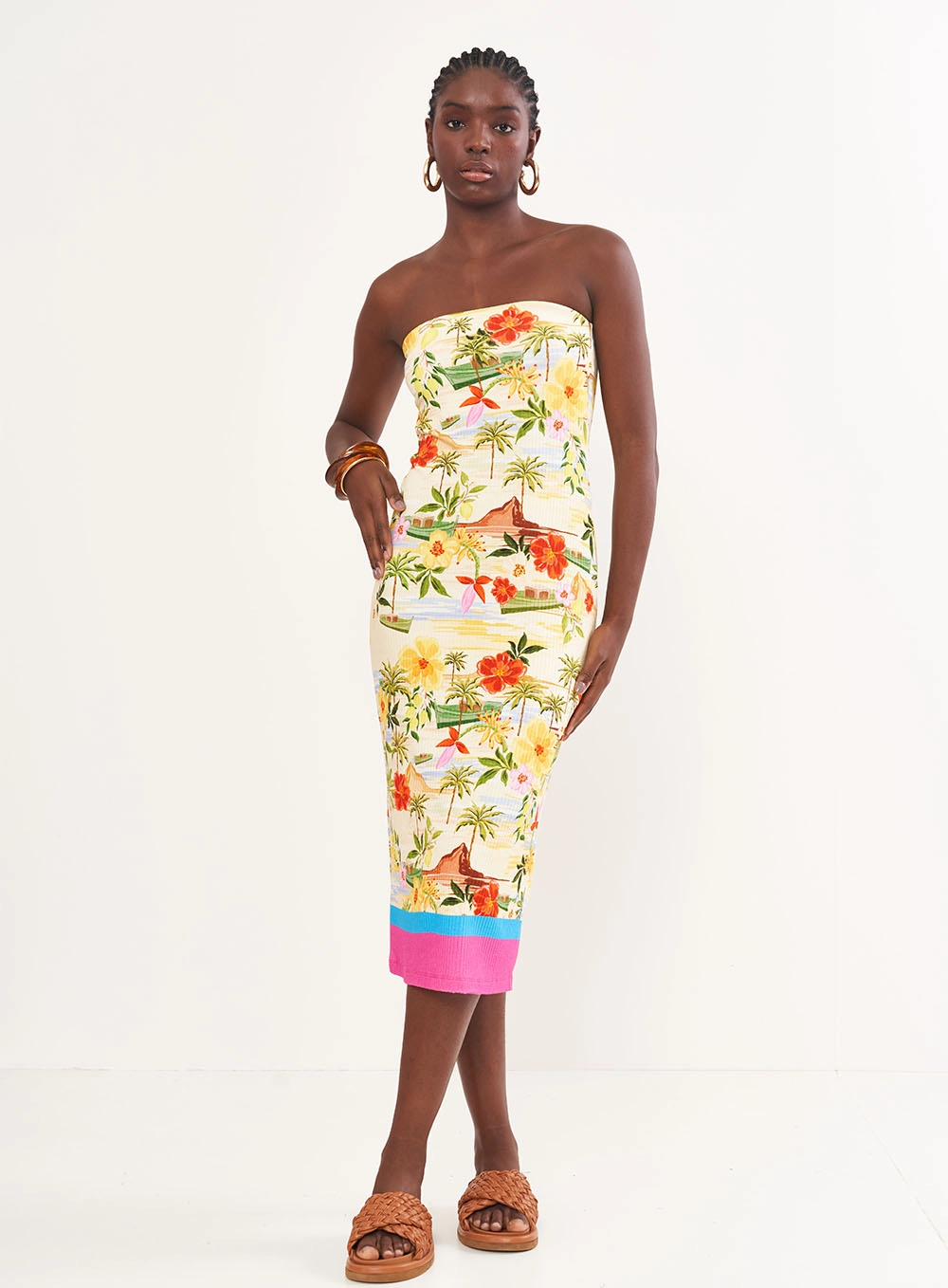 Vestido Estampado Canelado Sem Alças Estampados