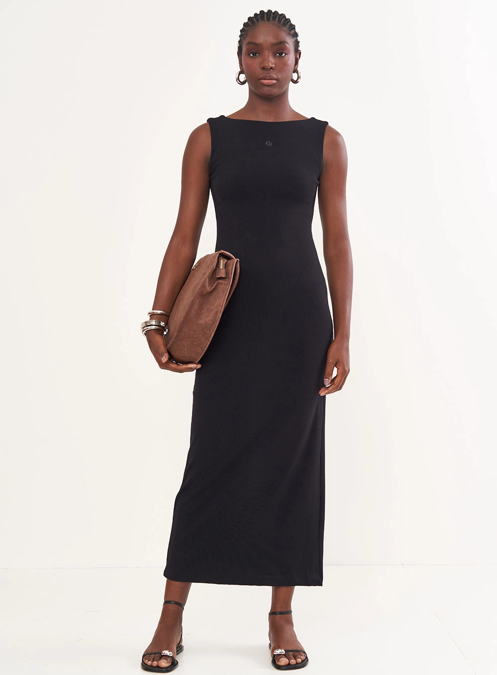 Vestido Midi Decote Costas Preto
