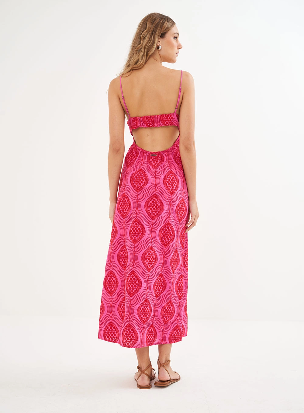 Vestido Bordado Longo Com Recortes Estampados