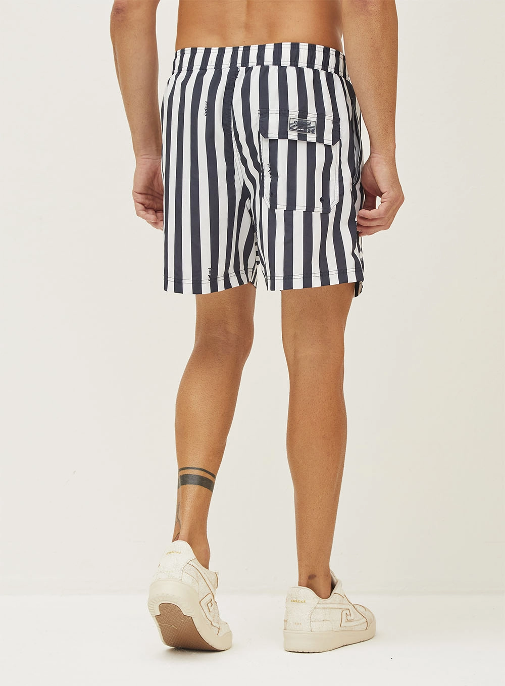 Beachshort Estampado Com Listras E Amarração Estampados