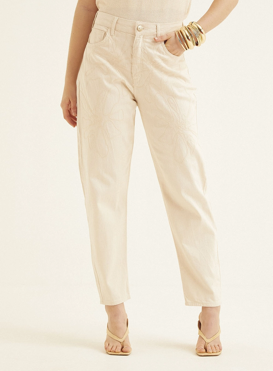Calça Sarja Feminina Ayla Slouchy Bege 2
