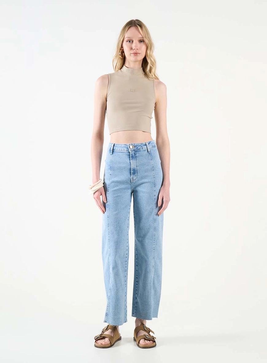 Blusa Slim Canelada Gola Alta Bege 5
