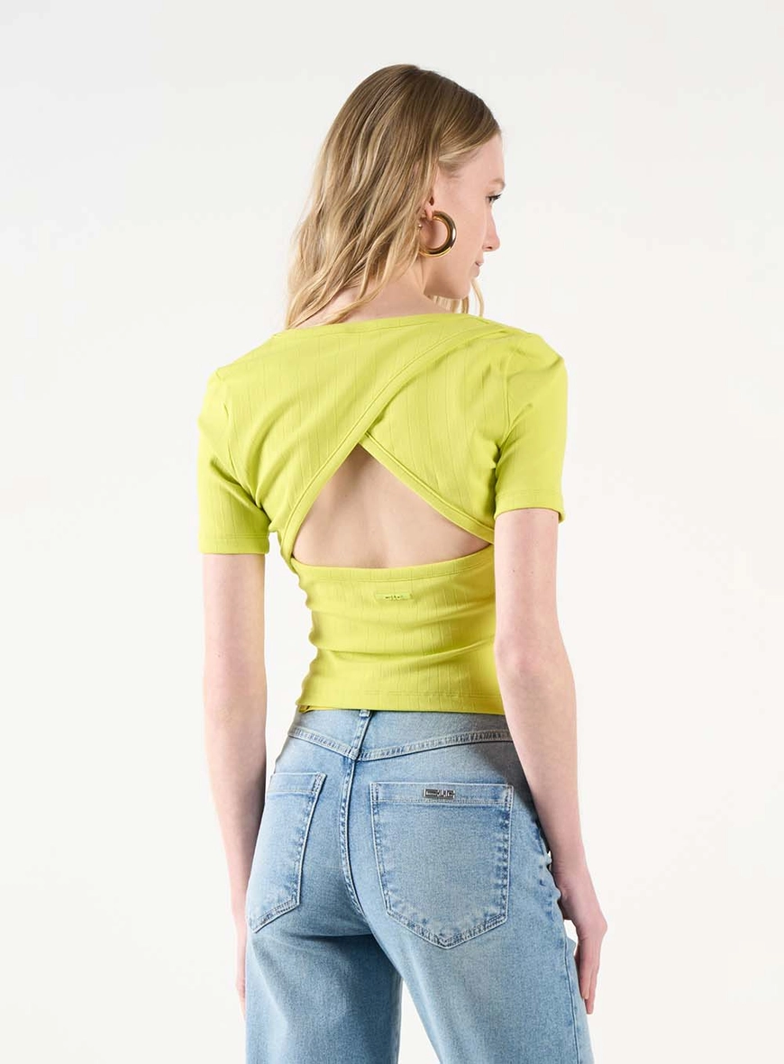 Blusa Canelada Com Transpasse Costas Amarelo 4