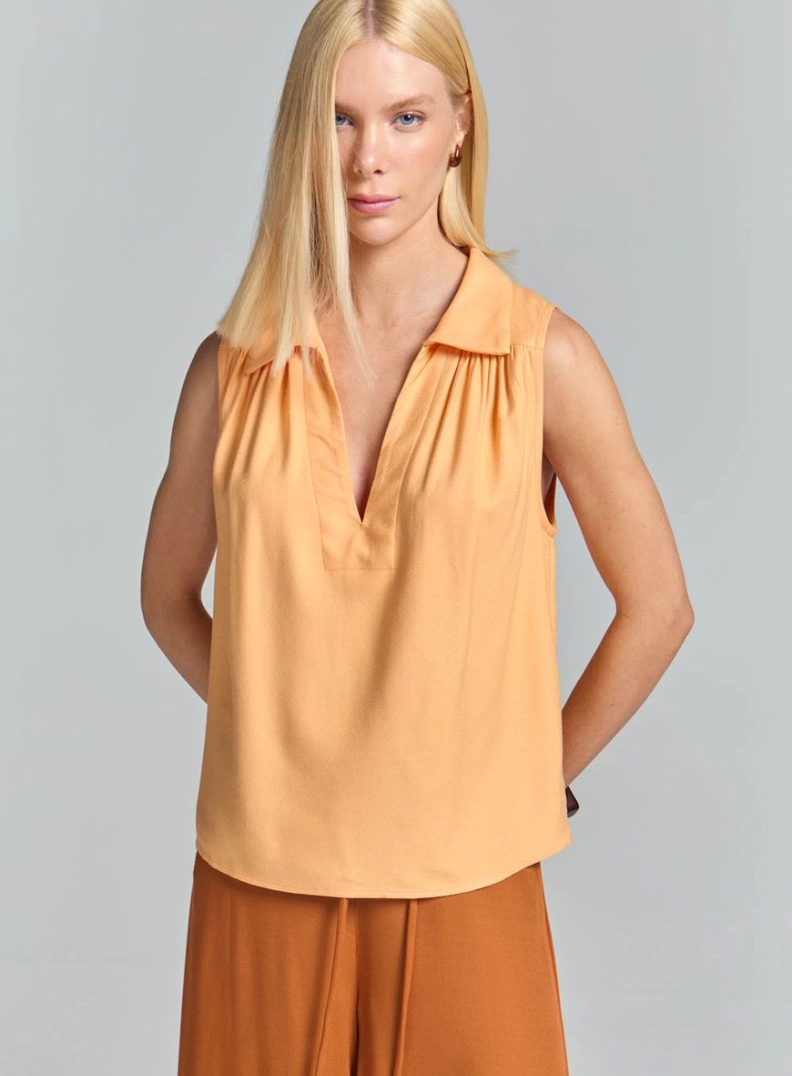 Blusa Comfort Solta Com Gola Dupla Laranja 2