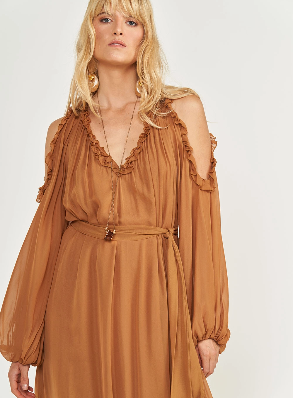 Vestido Loose Com Mangas Bufantes E Babados Marrom Evermore
