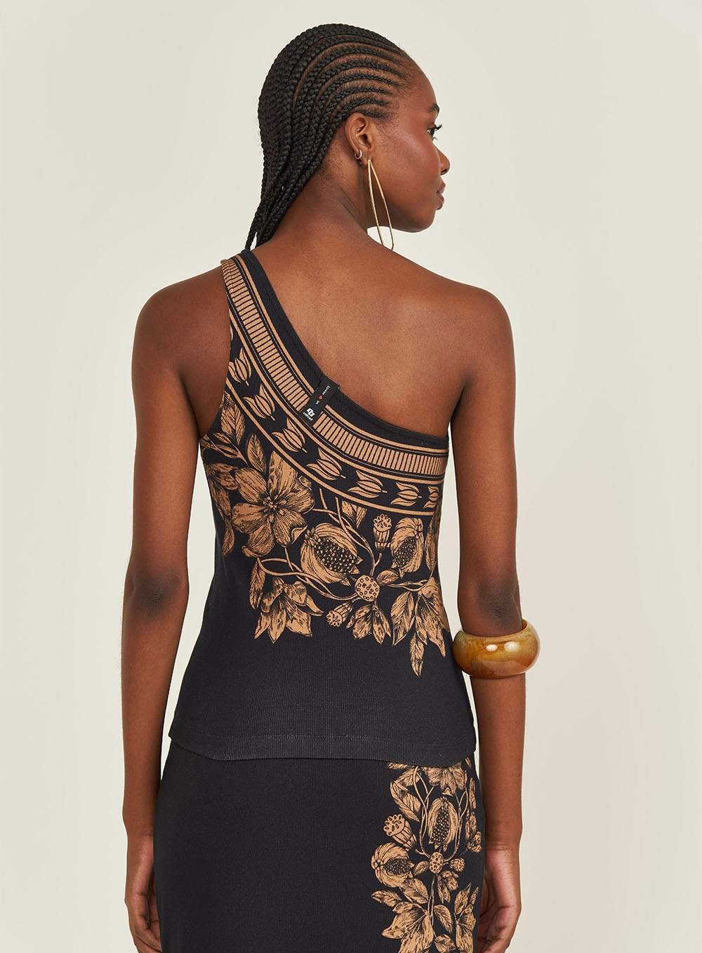 Blusa Alça Unilateral Com Estampa Estampados