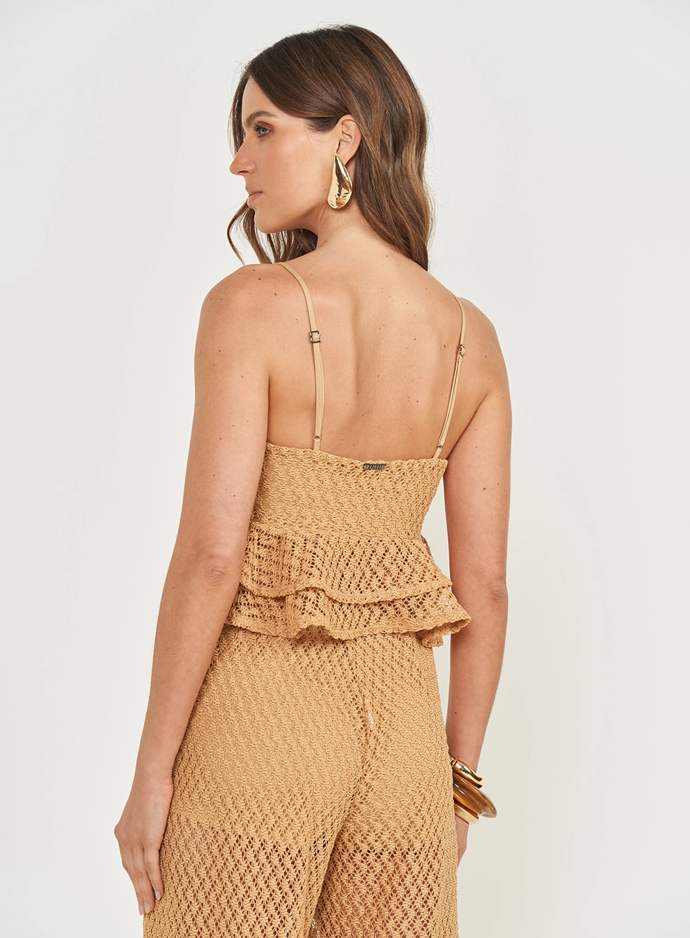 Blusa Justa Em Renda Com Babados Bege