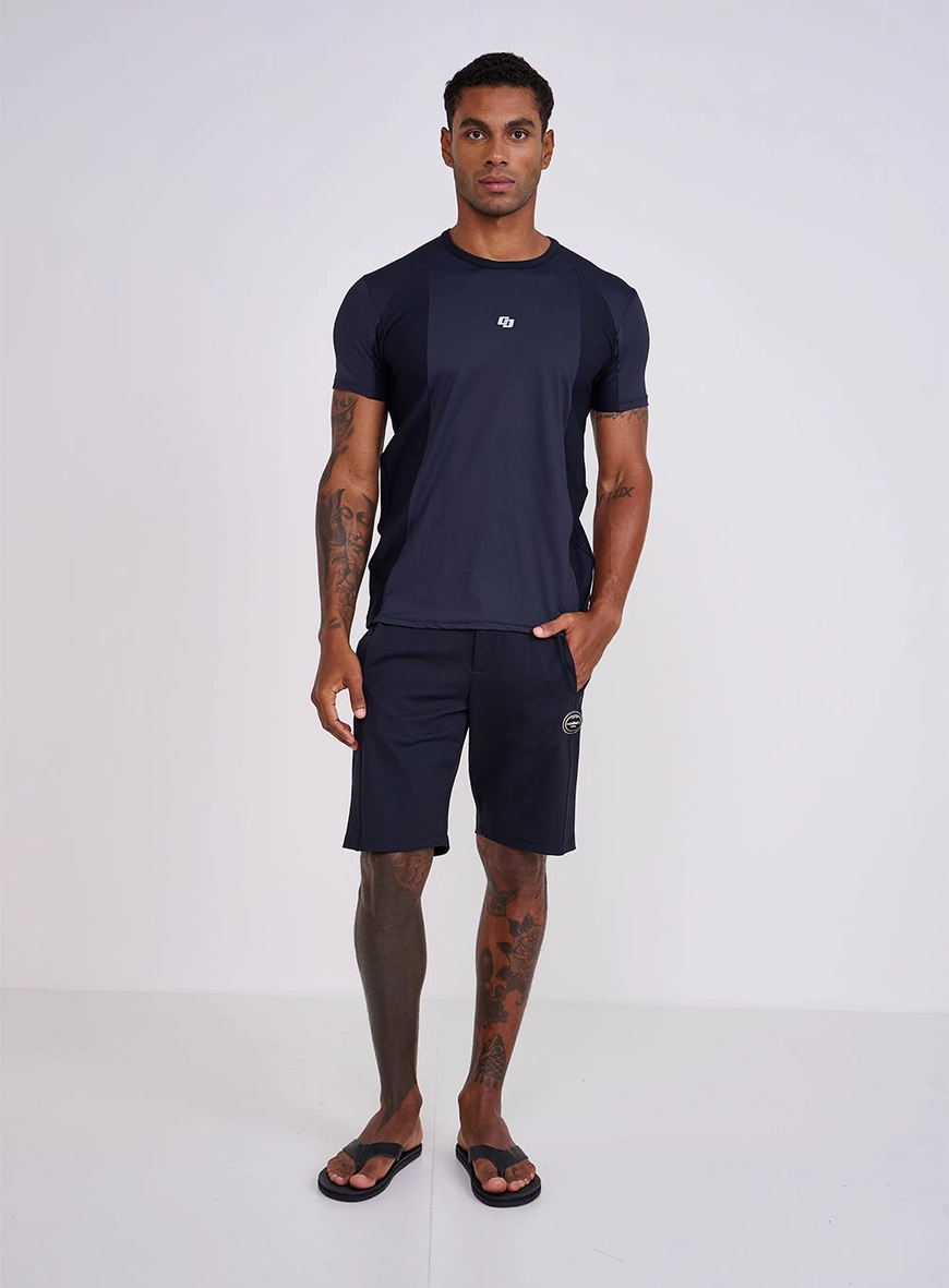 Camiseta Slim Com Detalhe Em Textura - Colcci Tech