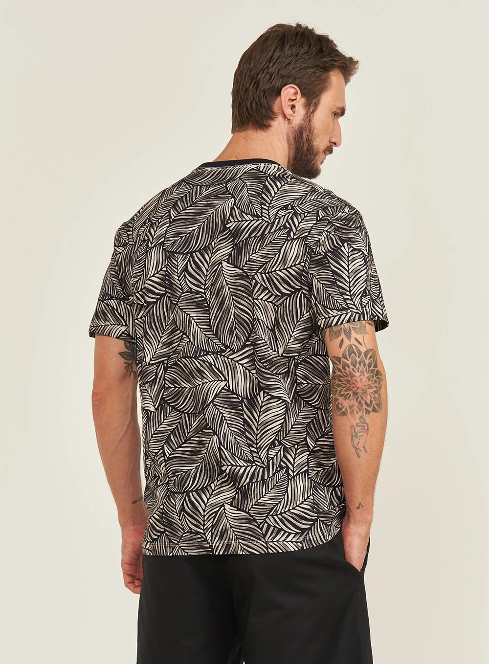 Camiseta Estampada Manga Curta Estampados