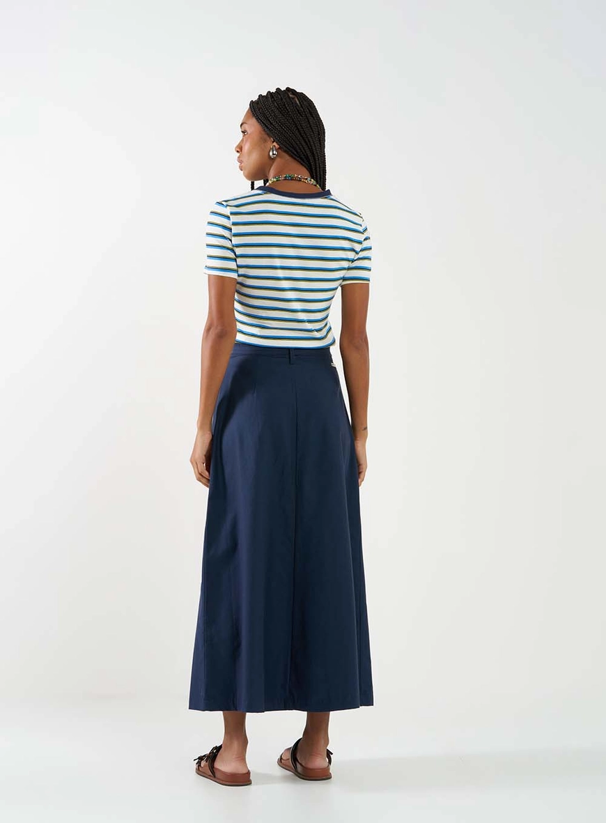 Camiseta Feminina Slim Listrada Estampados 4
