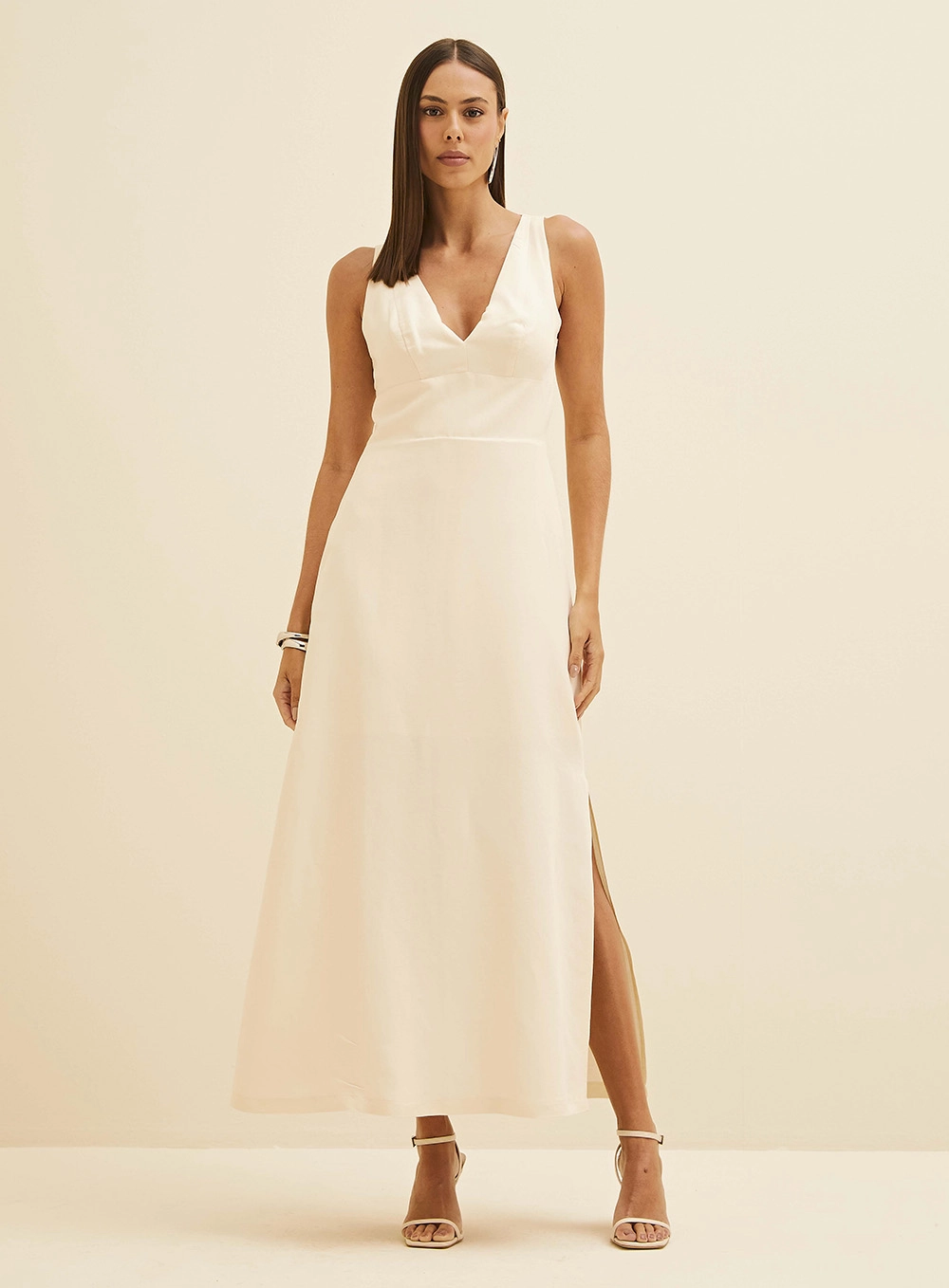 Vestido Midi Reto Em Linho Bege 2