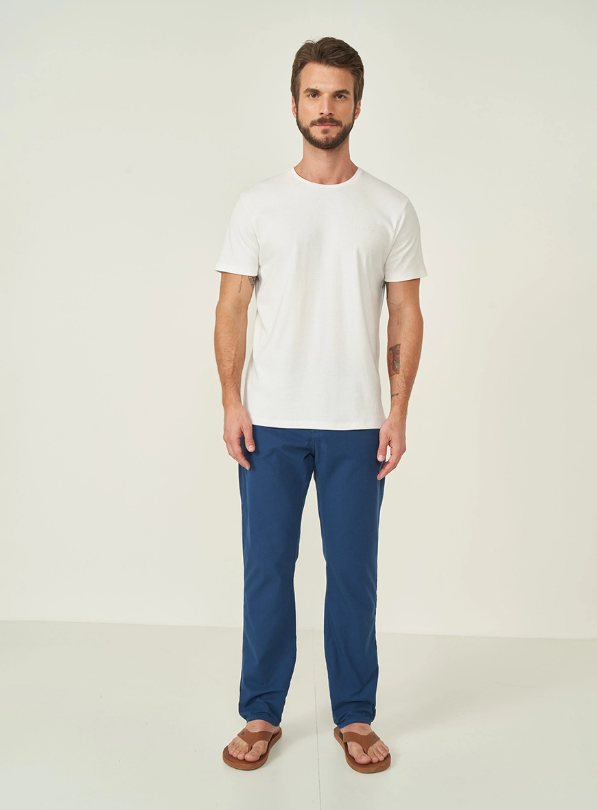 Calça Masculina Em Sarja Reta