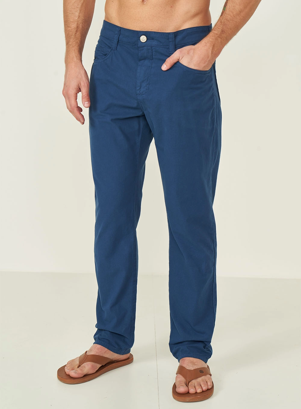 Calça Masculina Em Sarja Reta Azul