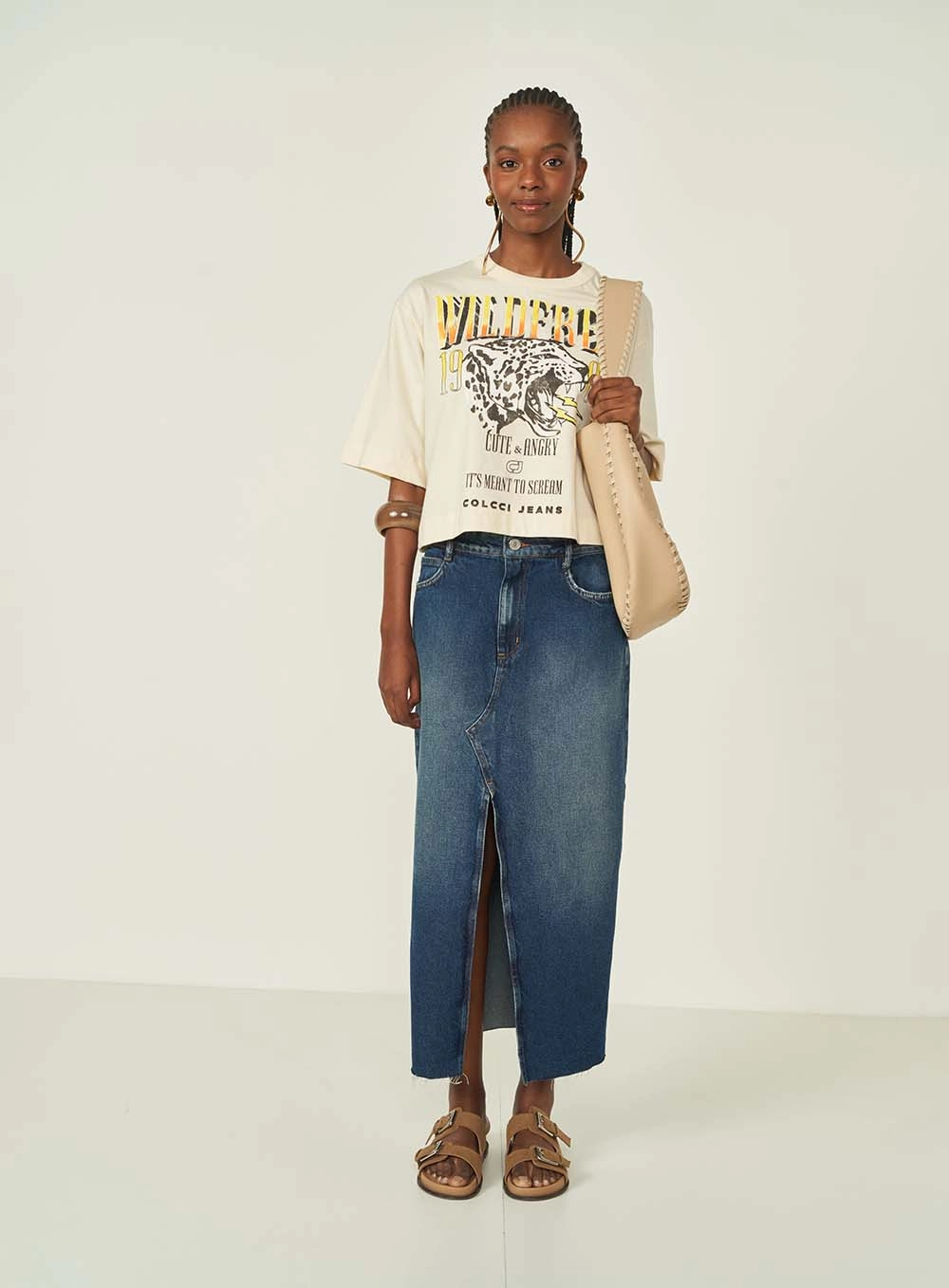 Camiseta Feminina Estampada Loose Bege