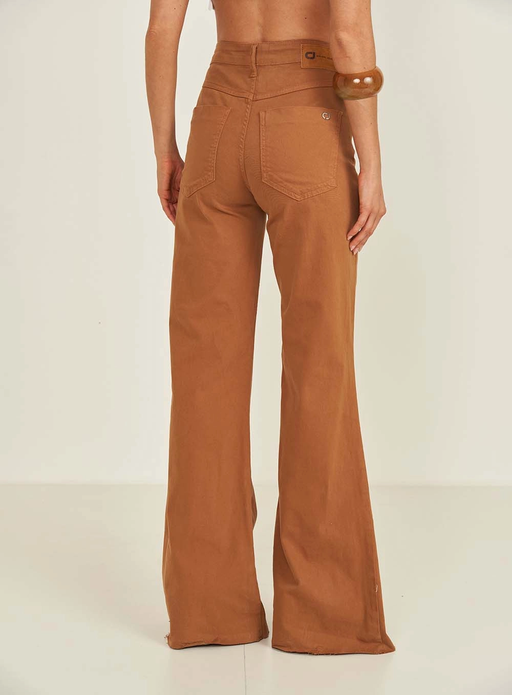 Calça Madrid Boot Cut Cintura Alta Marrom Evermore