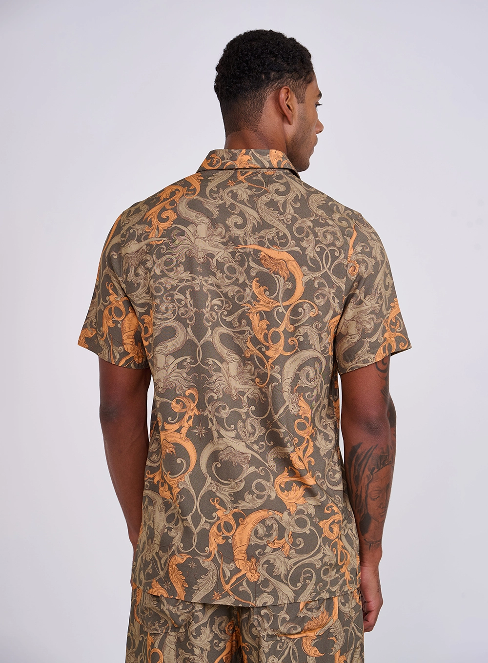 Camisa Relax Manga Curta Estampada Estampados
